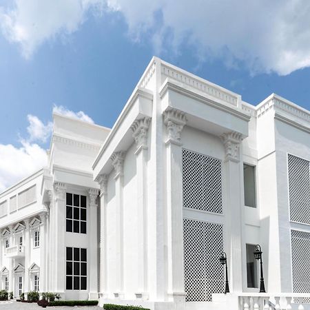 Отель Eden Garden Convention Center Adur Экстерьер фото